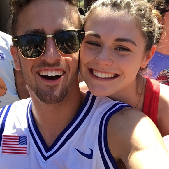 Meet your Posher, Emily - Picture 1 of 1